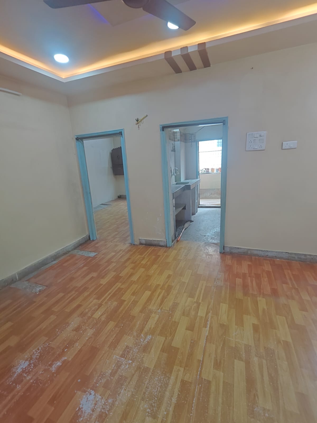2 BHK Flat for sale in Ka